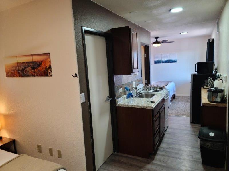 070B Grand Canyon Suite With Kitchenette Near South Rim Sleeps 4 Valle ภายนอก รูปภาพ